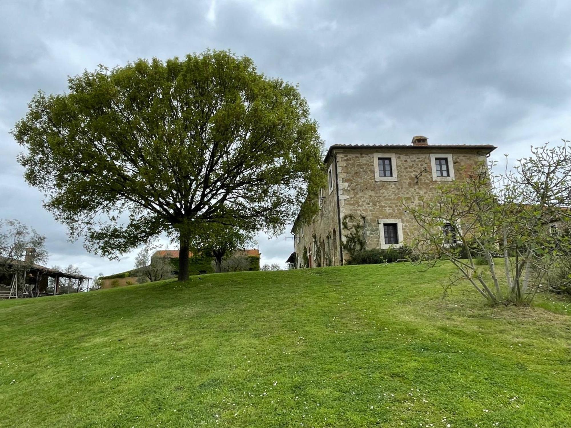Agriturismo Le Sorbelle D'Orcia Con Piscina Pienza Extérieur photo