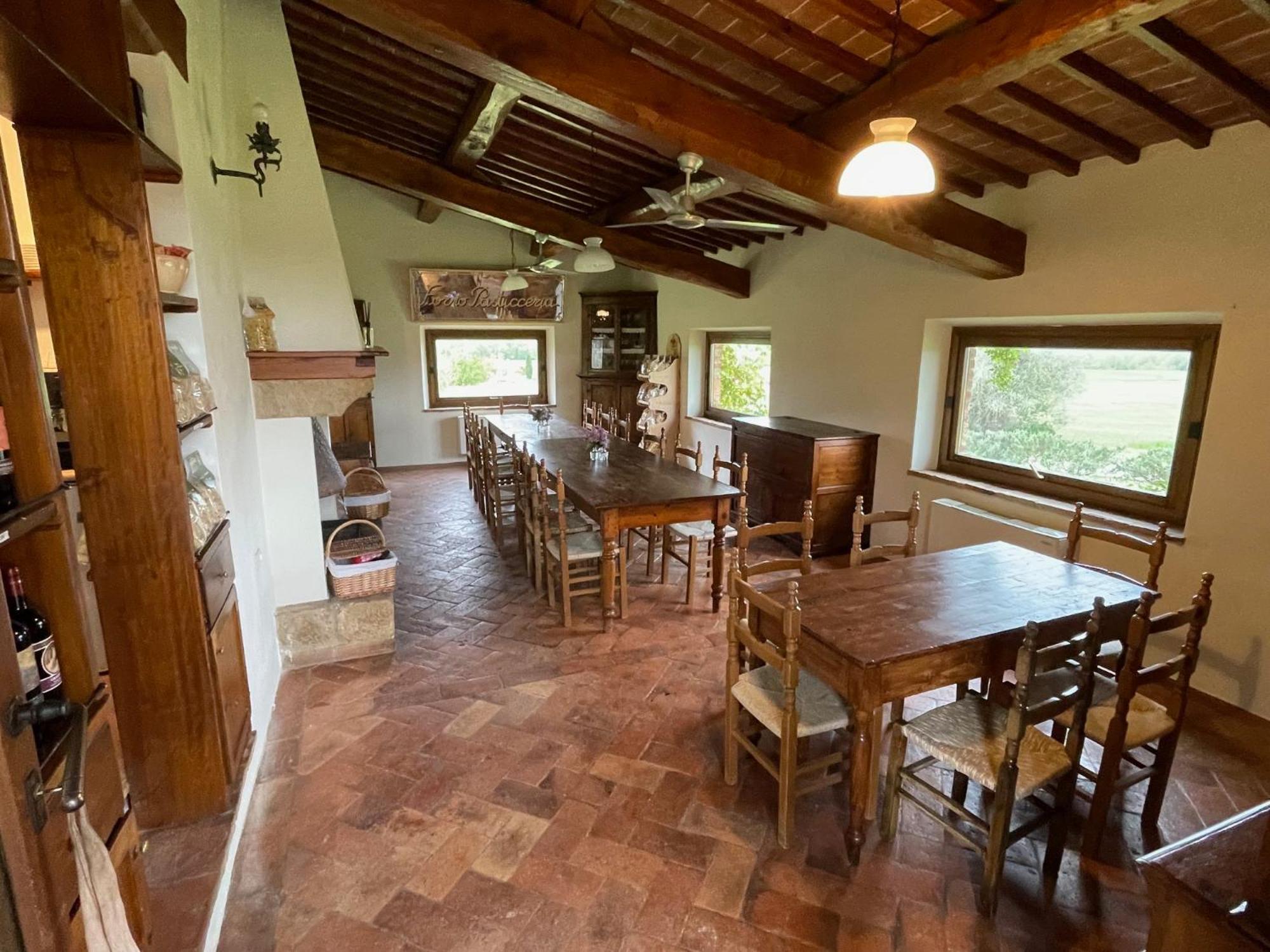 Agriturismo Le Sorbelle D'Orcia Con Piscina Pienza Extérieur photo