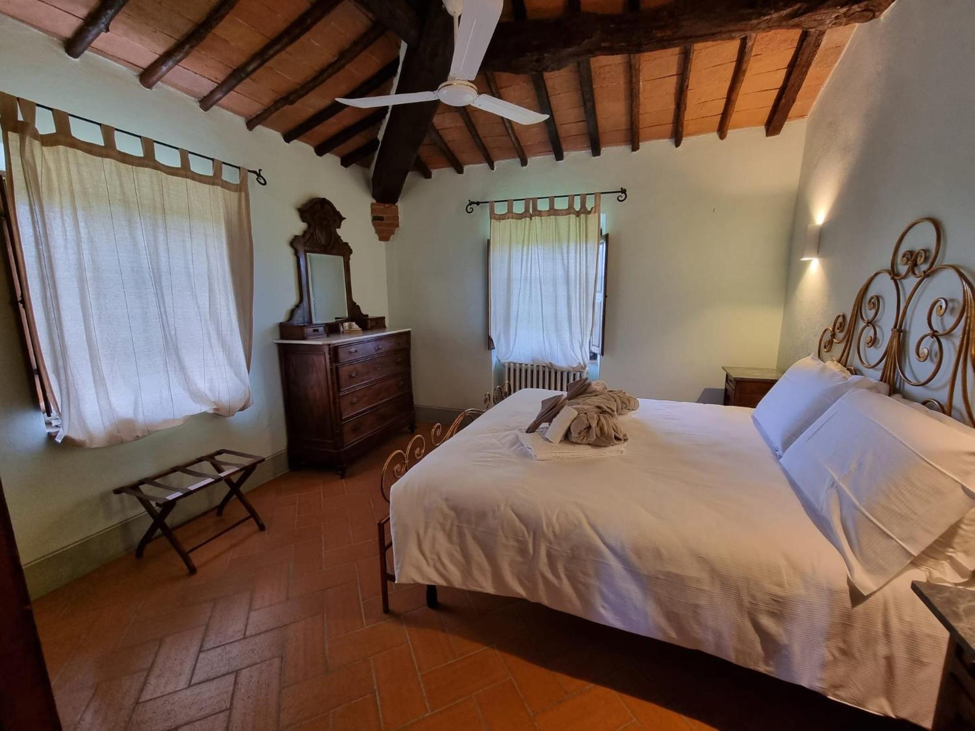 Agriturismo Le Sorbelle D'Orcia Con Piscina Pienza Extérieur photo